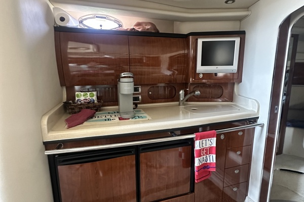 36ft Sea Ray Yacht For Sale