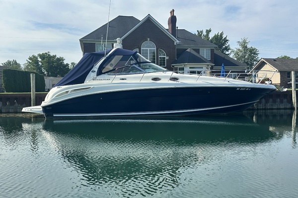 36ft Sea Ray Yacht For Sale