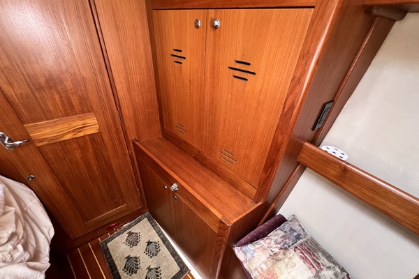 41ft Hunter Yacht For Sale