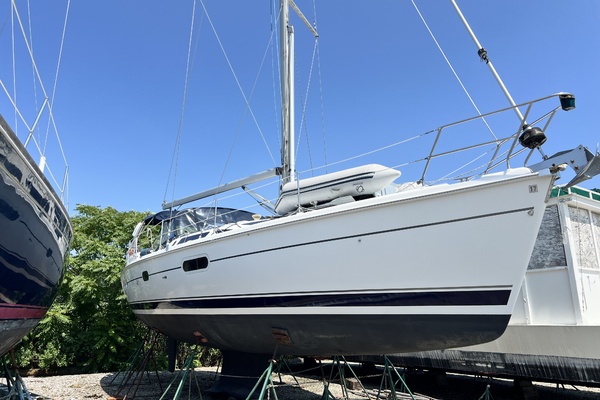 2002 Hunter 410