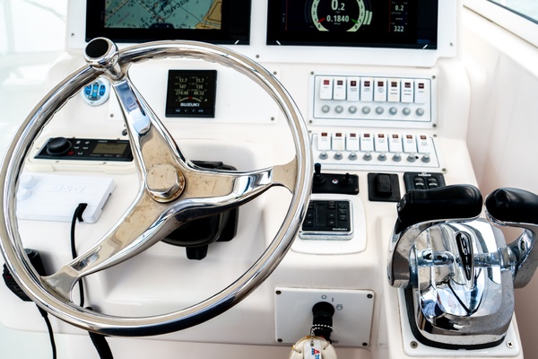 32ft Pro Line Yacht For Sale