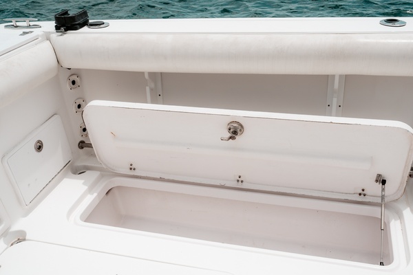 32ft Pro Line Yacht For Sale