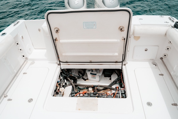 32ft Pro Line Yacht For Sale