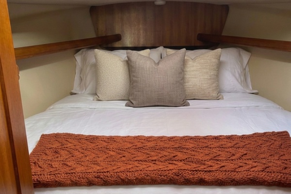 Second Wind 38ft Hunter Yacht For Sale