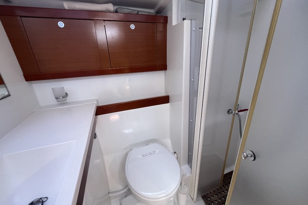Atonement 54ft Beneteau Yacht For Sale