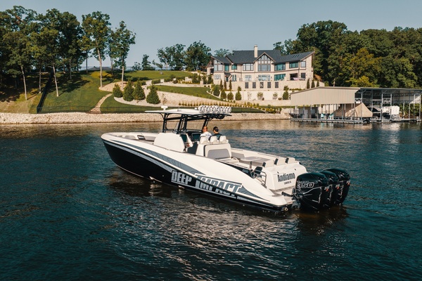 ANDIAMO 39ft Deep Impact Yacht For Sale