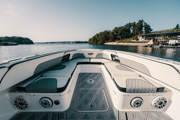 ANDIAMO 39ft Deep Impact Yacht For Sale