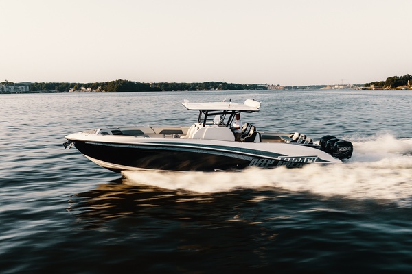 ANDIAMO 39ft Deep Impact Yacht For Sale