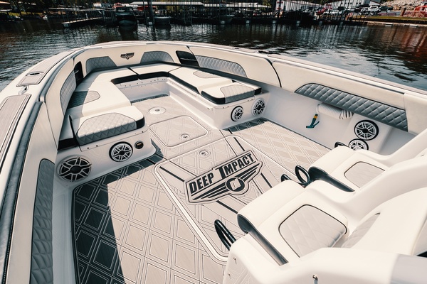 ANDIAMO 39ft Deep Impact Yacht For Sale