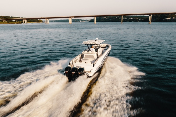 ANDIAMO 39ft Deep Impact Yacht For Sale