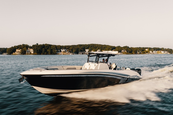 ANDIAMO 39ft Deep Impact Yacht For Sale