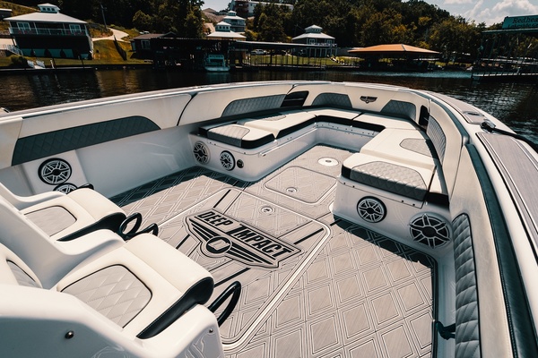 ANDIAMO 39ft Deep Impact Yacht For Sale