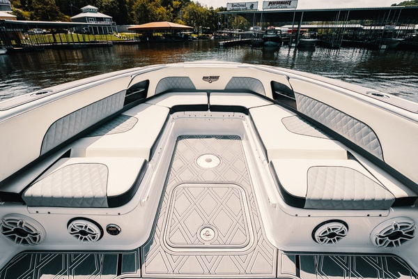 ANDIAMO 39ft Deep Impact Yacht For Sale
