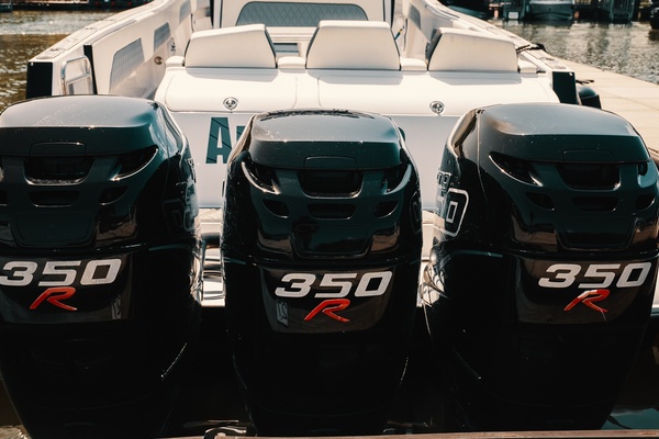 ANDIAMO 39ft Deep Impact Yacht For Sale
