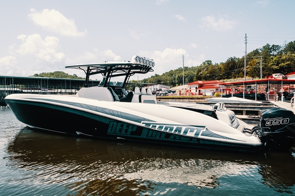 ANDIAMO 39ft Deep Impact Yacht For Sale
