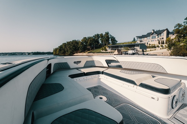 ANDIAMO 39ft Deep Impact Yacht For Sale