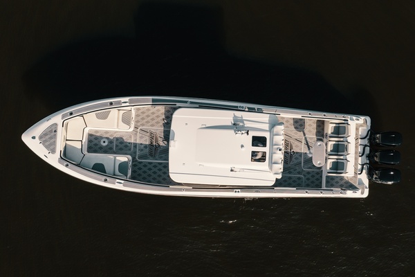 ANDIAMO 39ft Deep Impact Yacht For Sale
