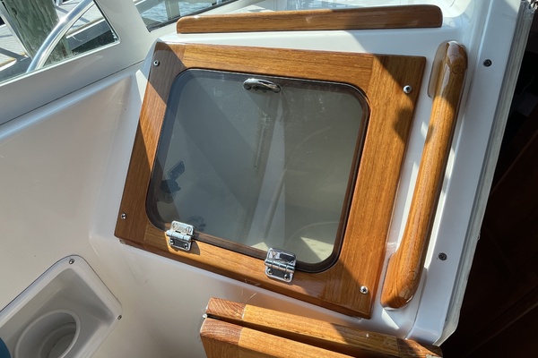 Early Light 29ft Surf Hunter Yacht For Sale