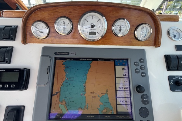 Early Light 29ft Surf Hunter Yacht For Sale