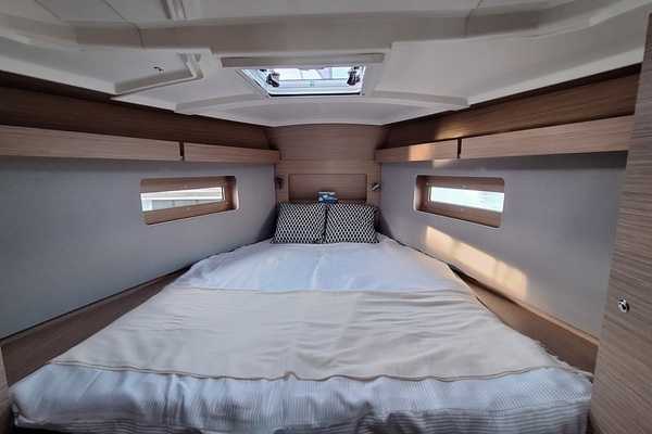 Beneteau OCEANIS 37.1