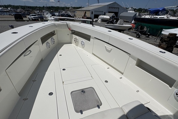 39ft SeaVee Yacht For Sale