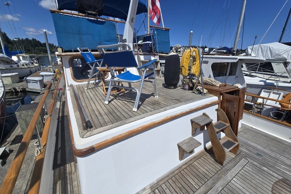 Abby Jo 40ft Ocean Alexander Yacht For Sale