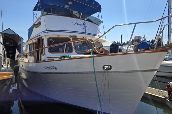 Abby Jo 40ft Ocean Alexander Yacht For Sale