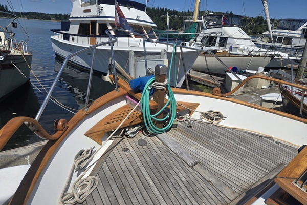 Abby Jo 40ft Ocean Alexander Yacht For Sale