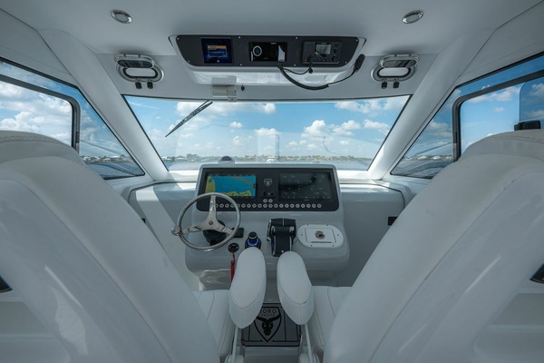 TORO 40ft Powercat Yacht For Sale