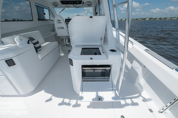 TORO 40ft Powercat Yacht For Sale