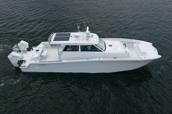 TORO 40ft Powercat Yacht For Sale