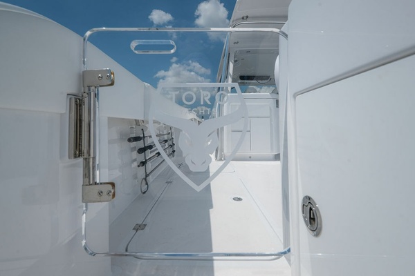 TORO 40ft Powercat Yacht For Sale