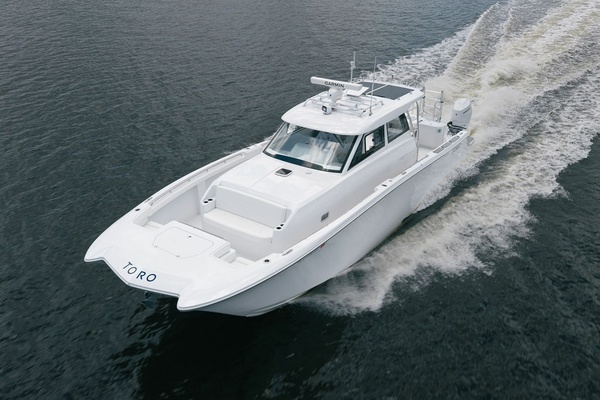 TORO 40ft Powercat Yacht For Sale