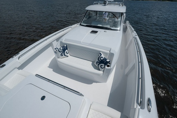 TORO 40ft Powercat Yacht For Sale