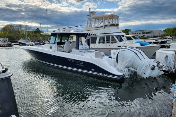42ft HCB Yacht For Sale