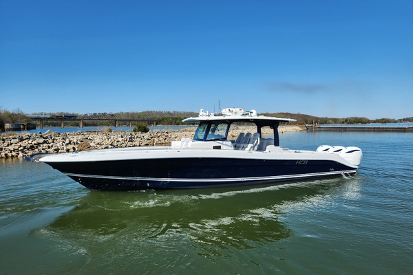 2023 HCB 42 Lujo