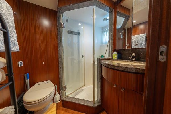 ABOAT TIME 90ft Ocean Alexander Yacht For Sale