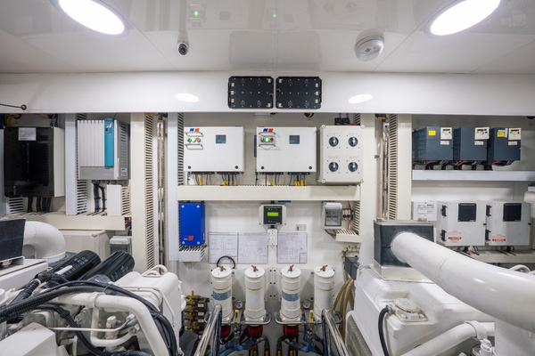 ABOAT TIME 90ft Ocean Alexander Yacht For Sale