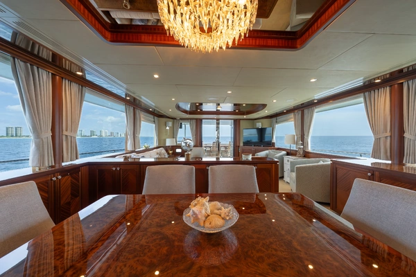 2013 Ocean Alexander 90