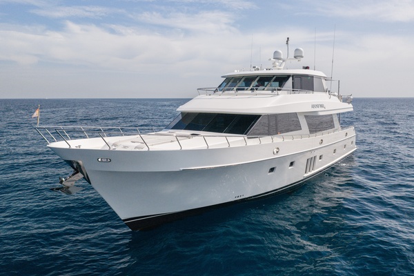 ABOAT TIME 90ft Ocean Alexander Yacht For Sale