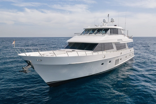 2013 Ocean Alexander 90
