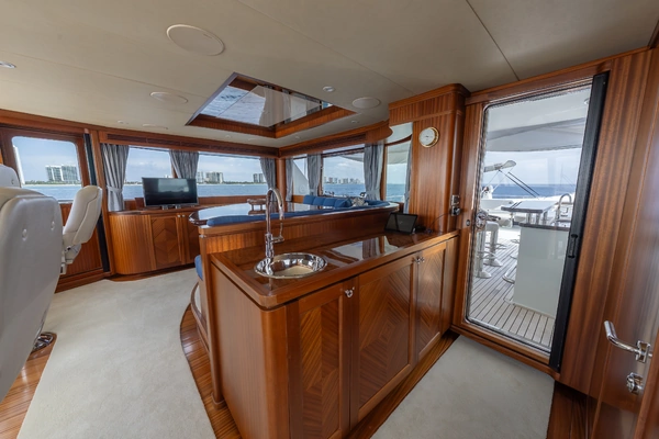 2013 Ocean Alexander 90
