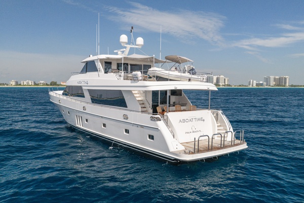 ABOAT TIME 90ft Ocean Alexander Yacht For Sale