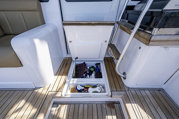 Catchin Time 52ft Viking Yacht For Sale