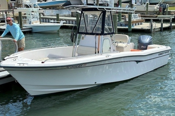 22-ft-Grady-White-2002-222- Morehead City North Carolina United States  yacht for sale