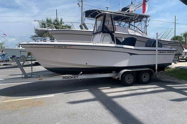 22ft Grady White Yacht For Sale