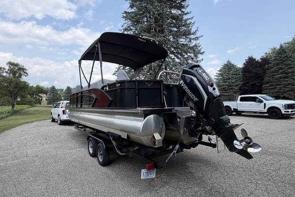 24ft Manitou Yacht For Sale