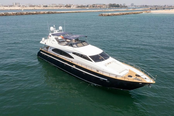 Gravity 85ft Azimut Yacht For Sale
