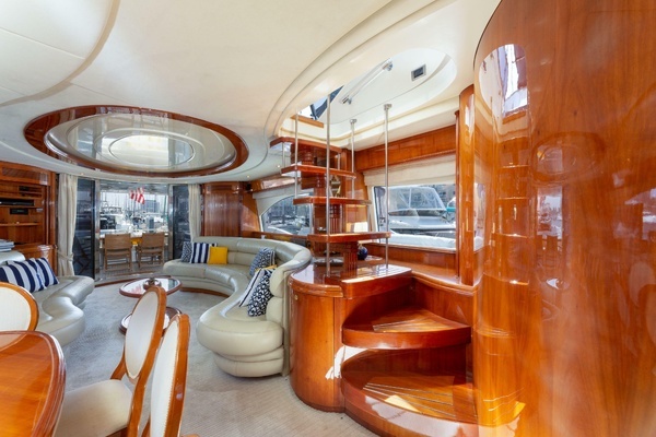 2000 Azimut 85