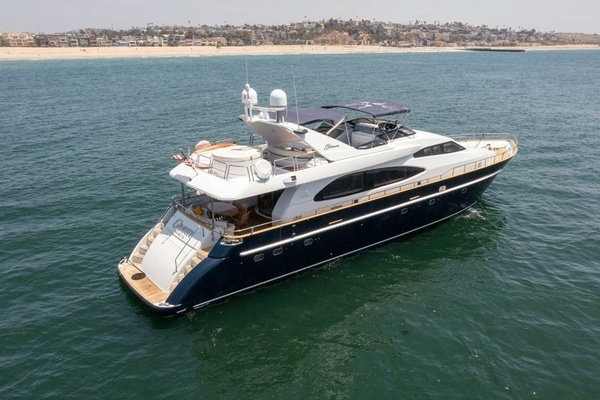 2000 Azimut 85